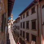 Ponte Vecchio - Partenope Luxury Suites